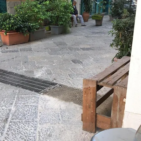 住宿加早餐酒店 Cassari *